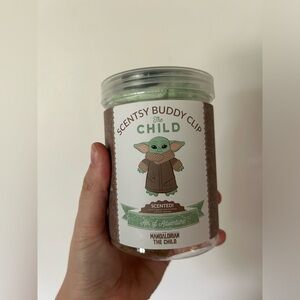 NEW! Scentsy Buddy Baby Yoda Mandalorian The Child Star Wars Clip Scented